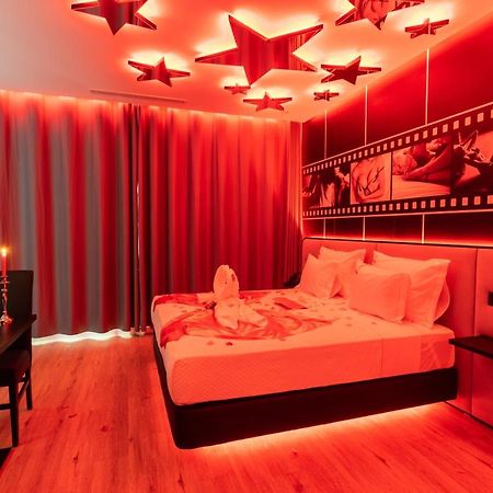 Motel Twentyone Ґондомар Екстер'єр фото