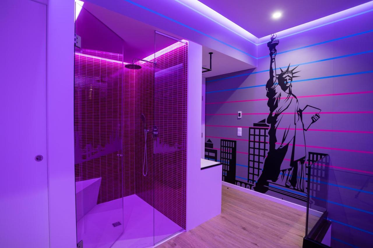 Motel Twentyone Ґондомар Екстер'єр фото